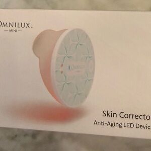 Omnilux Mini Skin Corrector - White and Pink